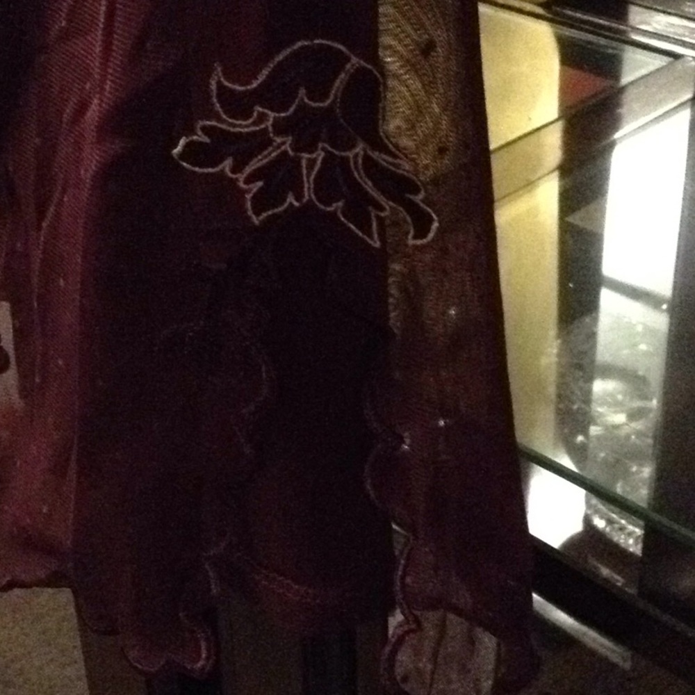 Lingerie - Picture 3 of 4